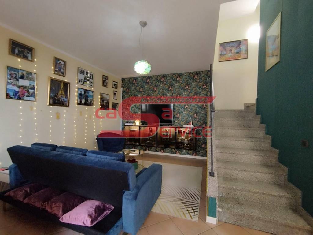 casa indipendente in vendita a Massa e Cozzile