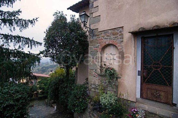 casa indipendente in vendita a Massa e Cozzile