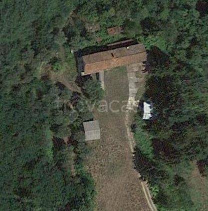 casa indipendente in vendita a Massa e Cozzile