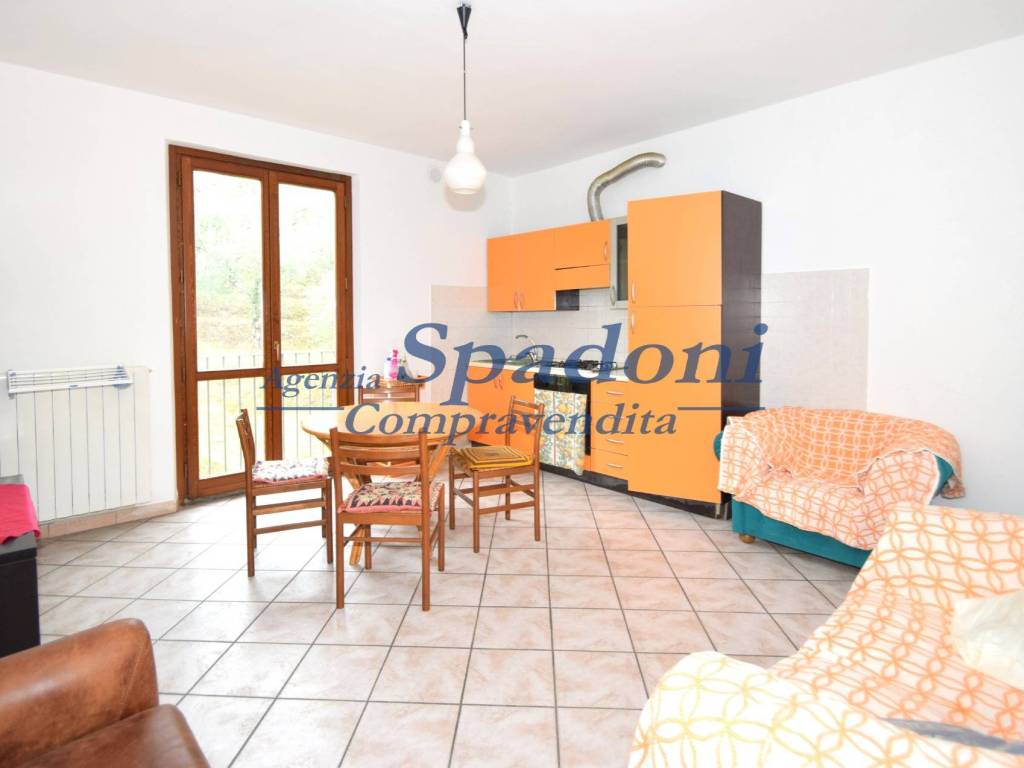 appartamento in vendita a Massa e Cozzile in zona Margine Coperta