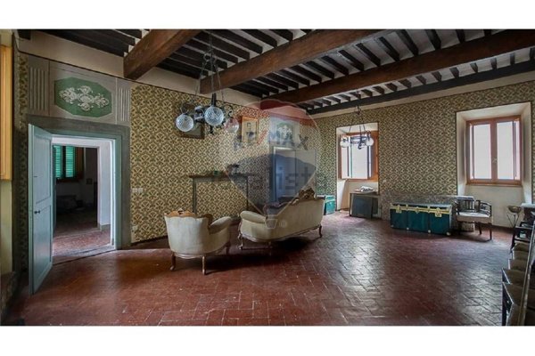 casa indipendente in vendita a Massa e Cozzile