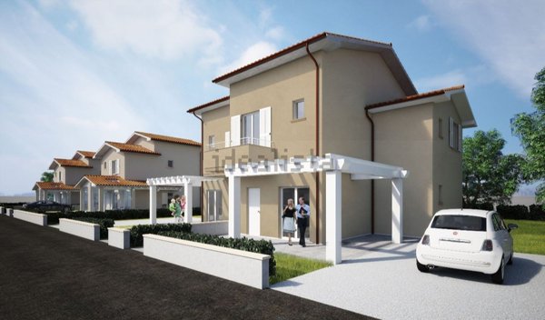 casa indipendente in vendita a Massa e Cozzile