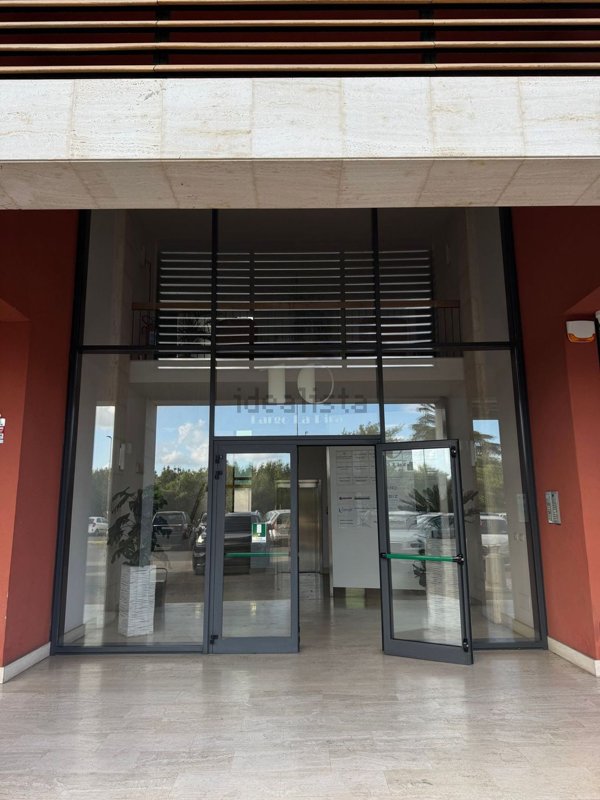 ufficio in vendita a Massa e Cozzile