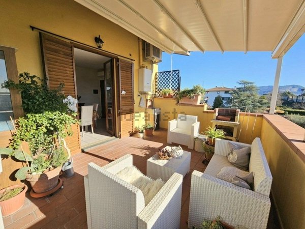 appartamento in vendita a Massa e Cozzile in zona Traversagna