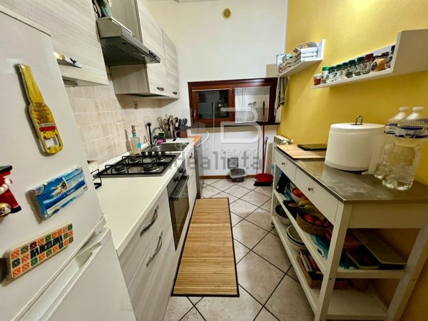 appartamento in vendita a Massa e Cozzile in zona Traversagna