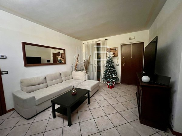 appartamento in vendita a Massa e Cozzile in zona Traversagna