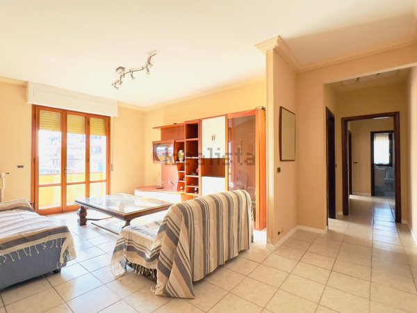 appartamento in vendita a Massa e Cozzile