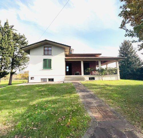 casa indipendente in vendita a Massa e Cozzile in zona Margine Coperta