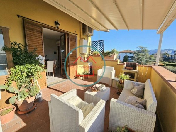 appartamento in vendita a Massa e Cozzile in zona Traversagna