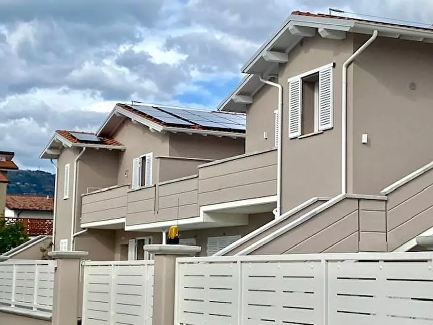 appartamento in vendita a Massa e Cozzile in zona Traversagna