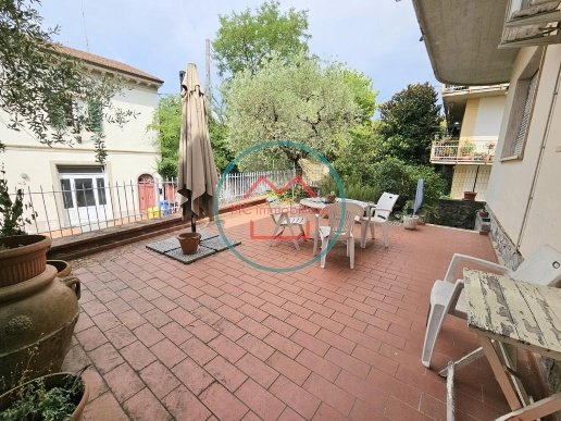 casa indipendente in vendita a Massa e Cozzile in zona Margine Coperta