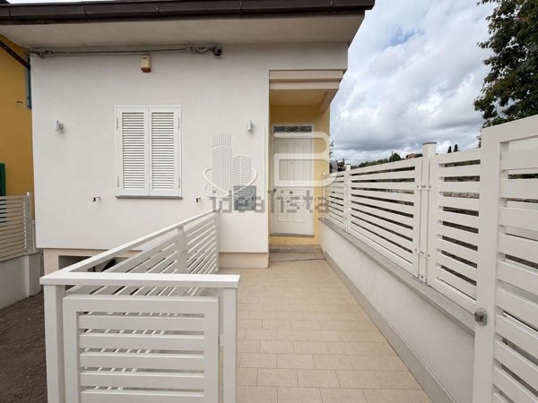 casa indipendente in vendita a Massa e Cozzile in zona Vangile