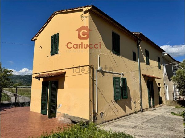 appartamento in vendita a Massa e Cozzile