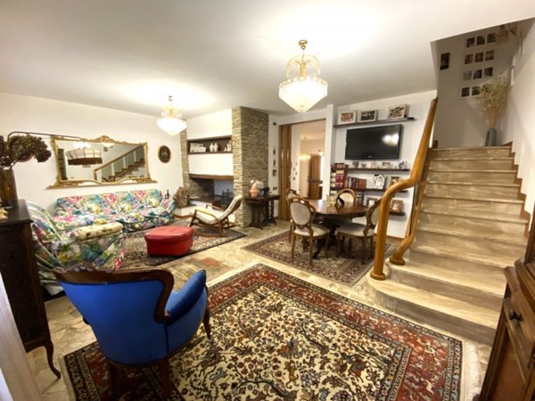casa indipendente in vendita a Massa e Cozzile in zona Margine Coperta