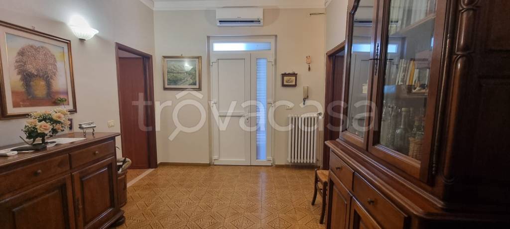 casa indipendente in vendita a Massa e Cozzile in zona Traversagna