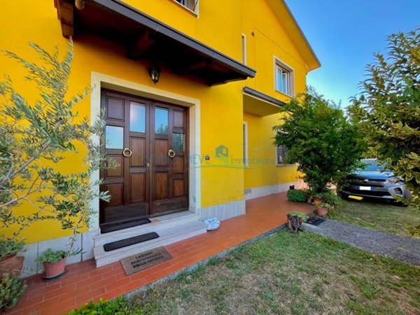 appartamento in vendita a Massa e Cozzile in zona Margine Coperta