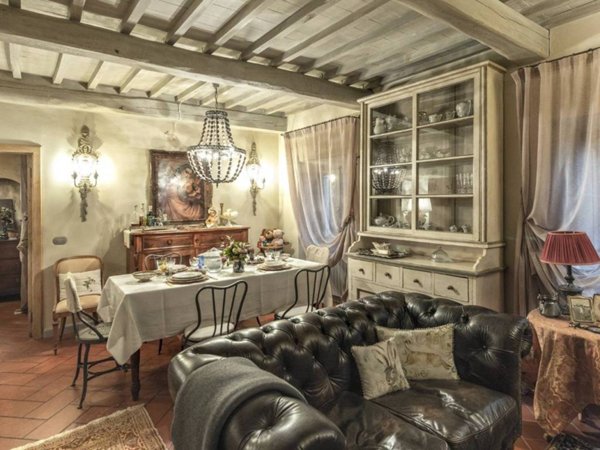 appartamento in vendita a Massa e Cozzile in zona Cozzile