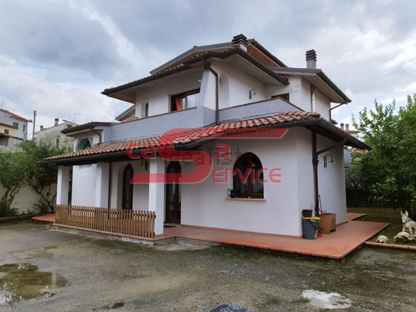 casa indipendente in vendita a Massa e Cozzile in zona Margine Coperta