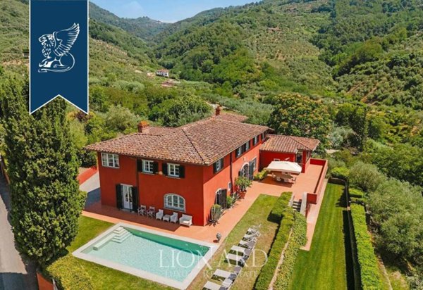 casa indipendente in vendita a Massa e Cozzile in zona Cozzile