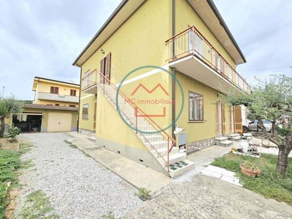casa indipendente in vendita a Massa e Cozzile in zona Margine Coperta