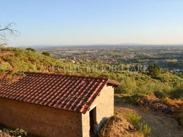 casa indipendente in vendita a Massa e Cozzile in zona Vangile