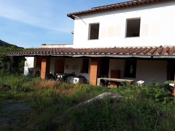 casa indipendente in vendita a Monsummano Terme in zona Grotta Giusti