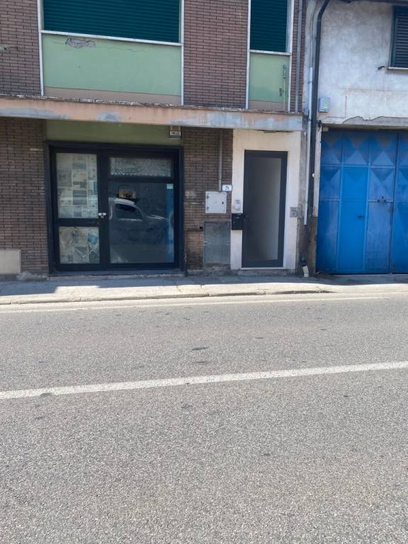 negozio in vendita a Monsummano Terme in zona Cintolese