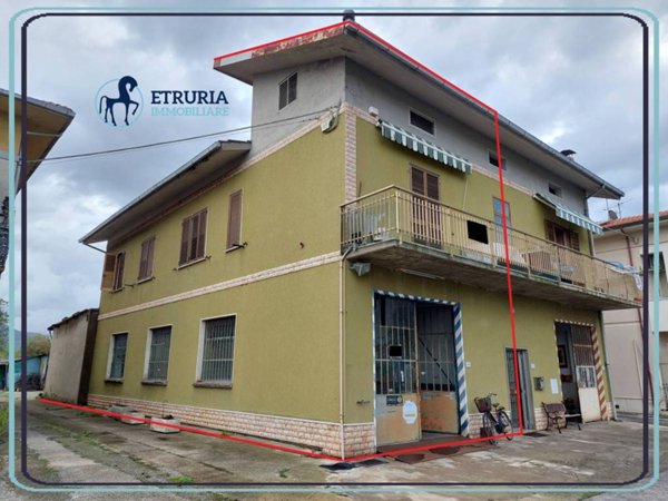 casa indipendente in vendita a Monsummano Terme in zona Cintolese
