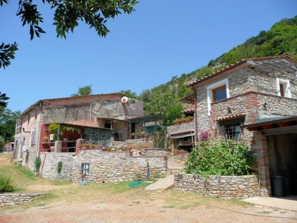 casa indipendente in vendita a Monsummano Terme