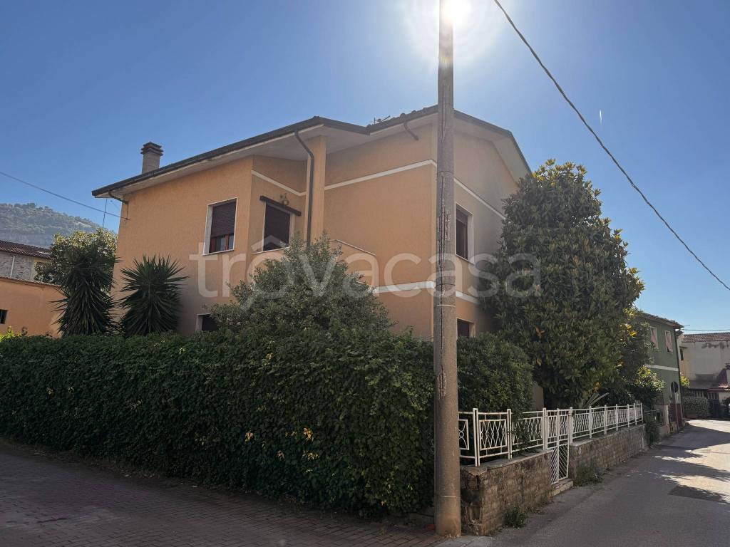 casa indipendente in vendita a Monsummano Terme in zona Grotta Giusti