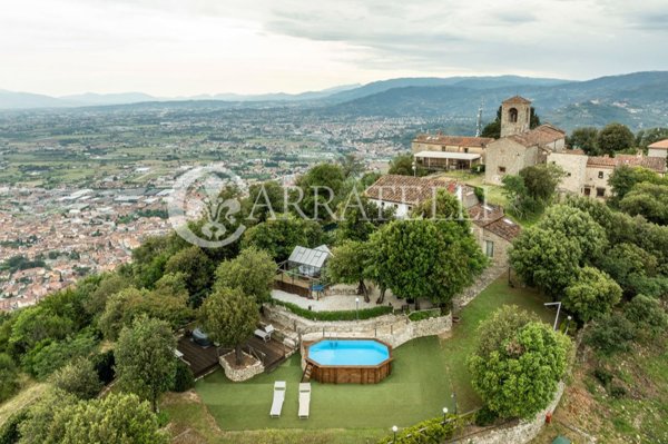 casa semindipendente in vendita a Monsummano Terme