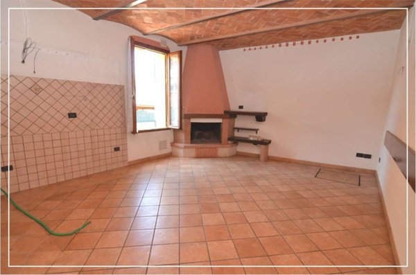casa indipendente in vendita a Monsummano Terme