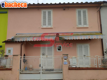 casa indipendente in vendita a Monsummano Terme in zona Pozzarello