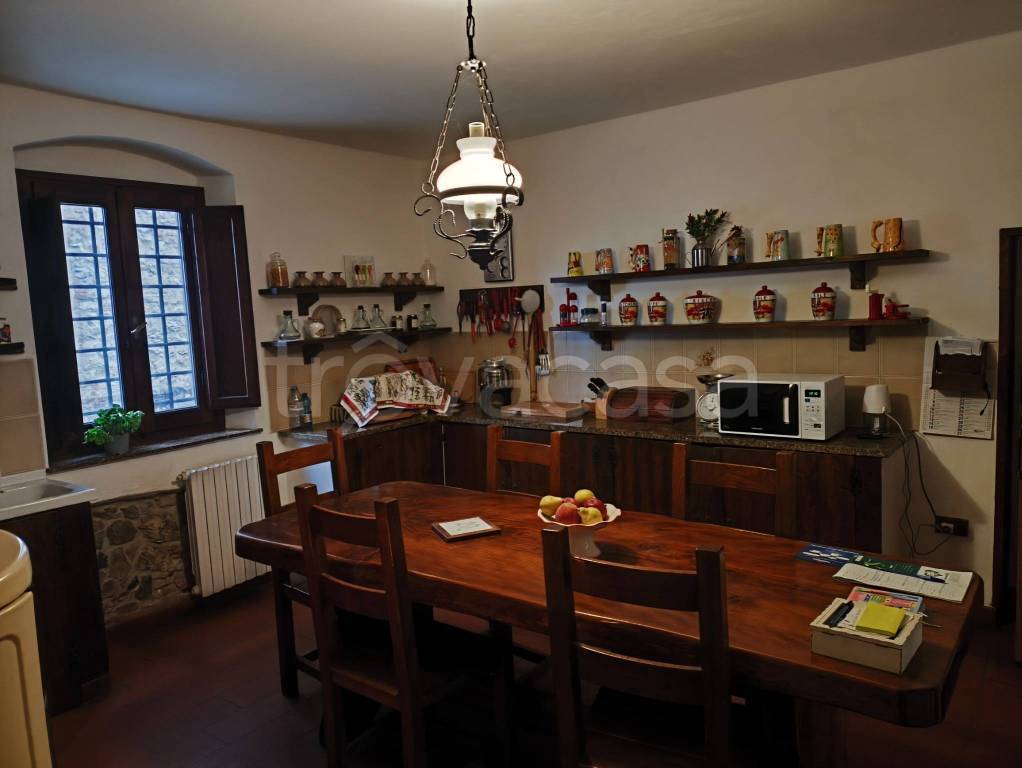 casa indipendente in vendita a Monsummano Terme in zona Monsummano Alto