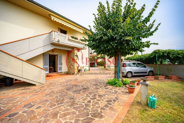 casa indipendente in vendita a Monsummano Terme