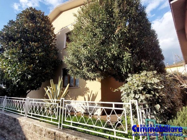casa indipendente in vendita a Monsummano Terme