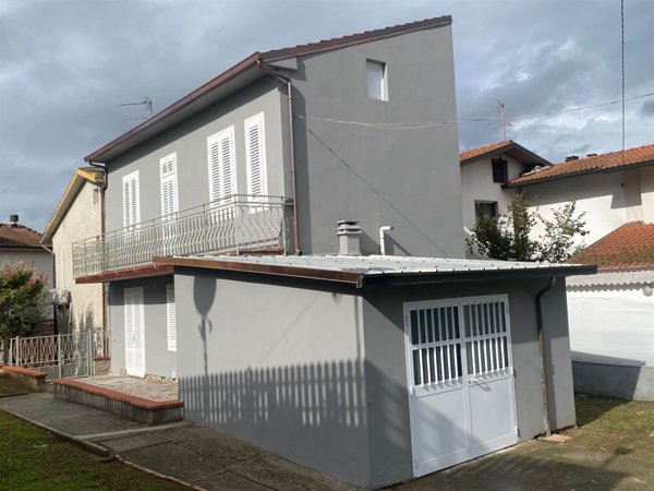 casa indipendente in vendita a Monsummano Terme