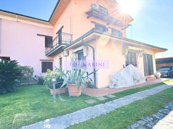 casa indipendente in vendita a Monsummano Terme