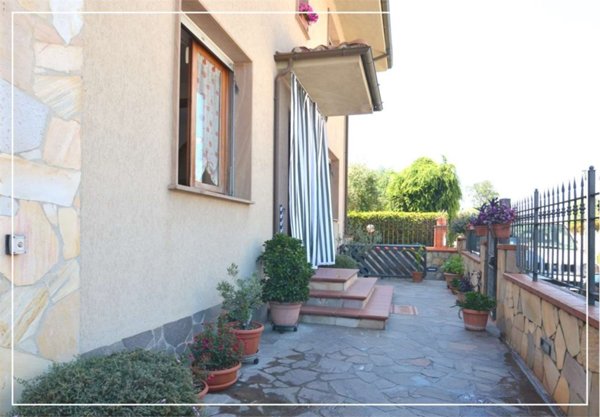 casa indipendente in vendita a Monsummano Terme in zona Grotta Parlanti