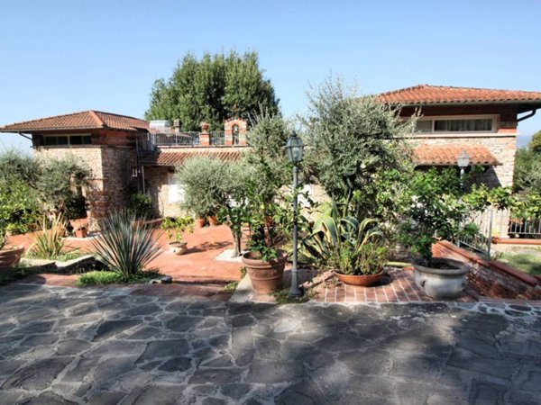 casa indipendente in vendita a Monsummano Terme
