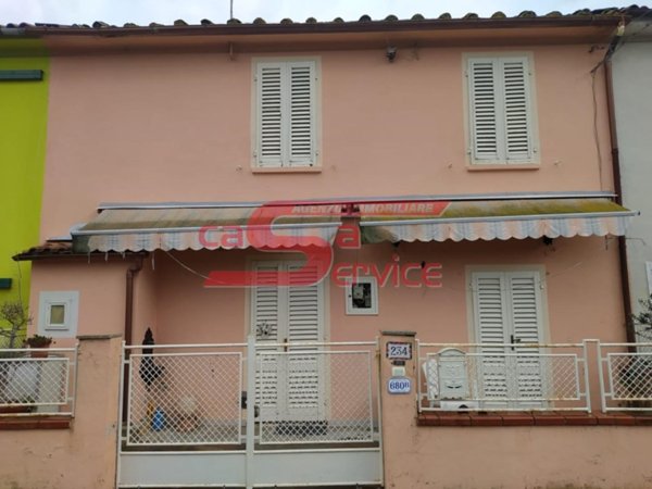 casa indipendente in vendita a Monsummano Terme in zona Bizzarrino
