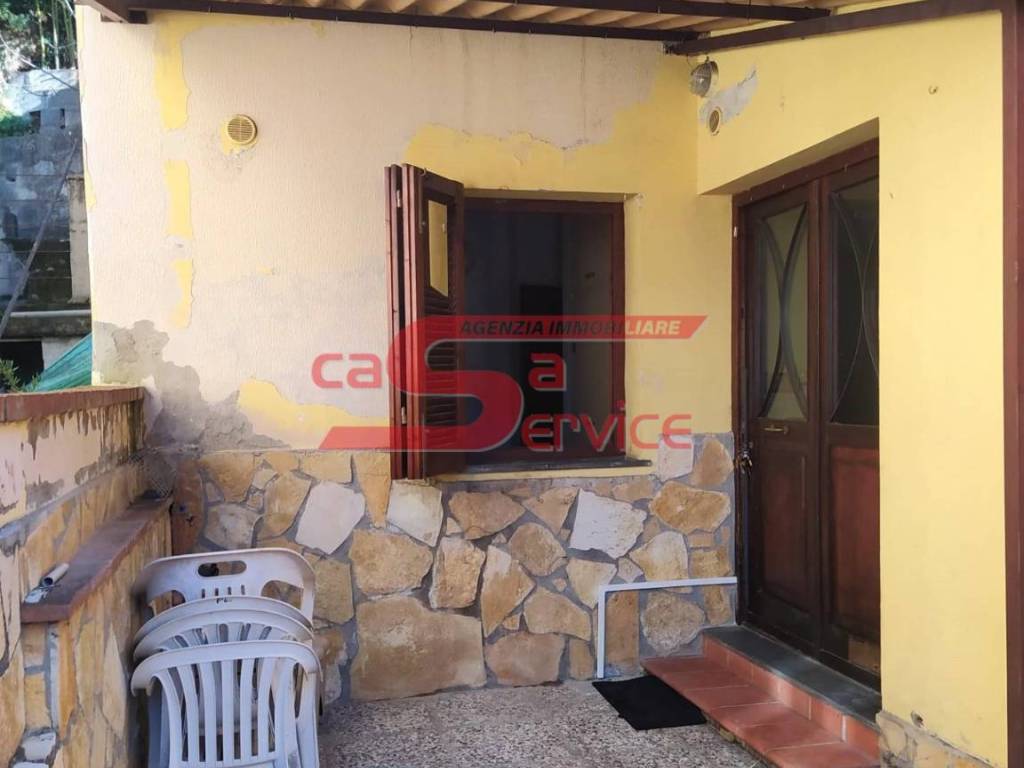 casa indipendente in vendita a Monsummano Terme in zona Grotta Parlanti