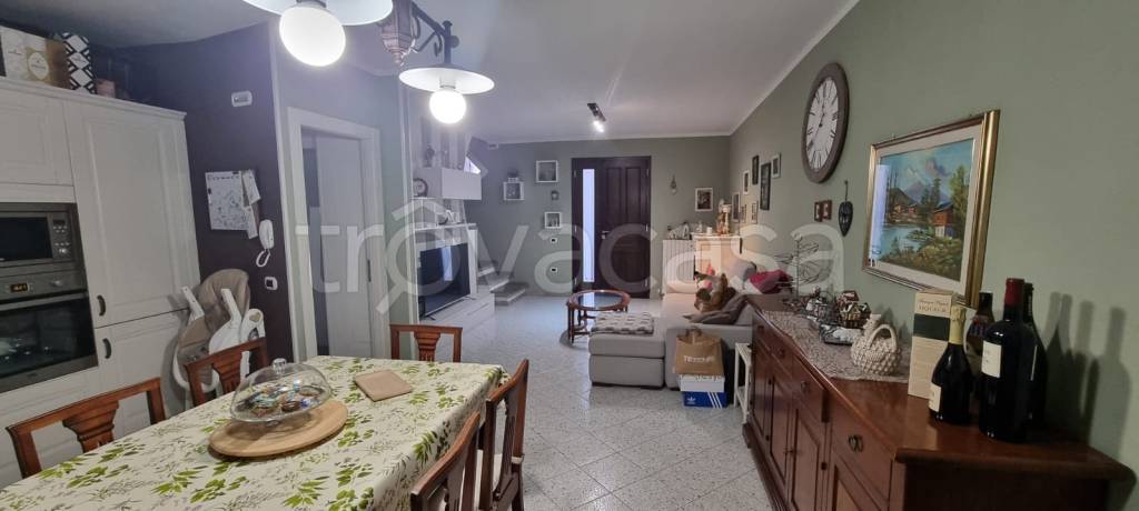 casa indipendente in vendita a Monsummano Terme in zona Cintolese