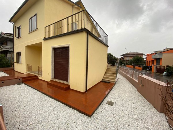 appartamento in vendita a Monsummano Terme