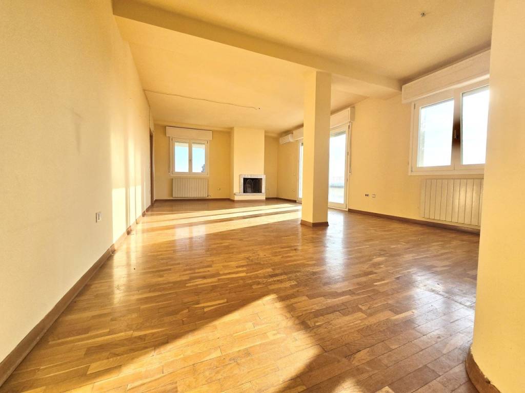 appartamento in vendita a Monsummano Terme