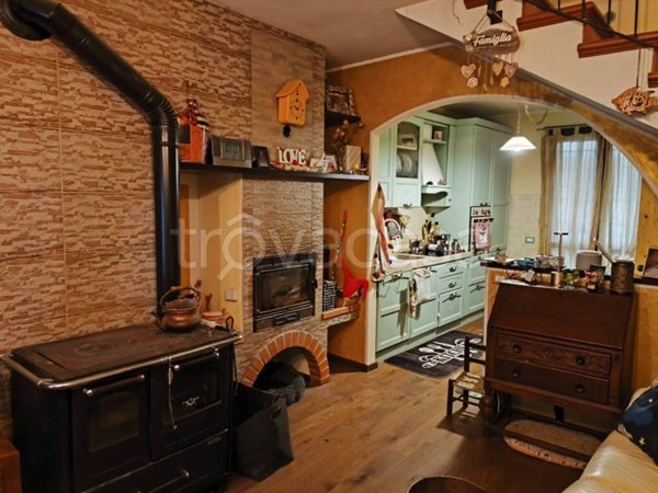 casa indipendente in vendita a Monsummano Terme
