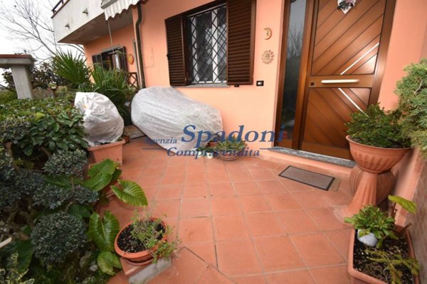 casa indipendente in vendita a Monsummano Terme in zona Cintolese