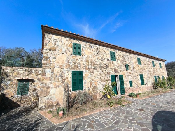 appartamento in vendita a Monsummano Terme in zona Montevettolini