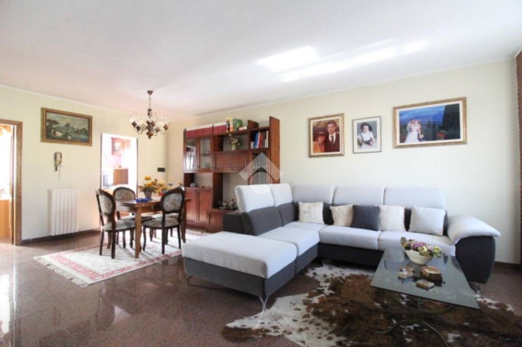 casa indipendente in vendita a Monsummano Terme