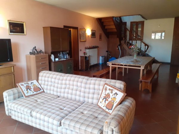 casa indipendente in vendita a Monsummano Terme